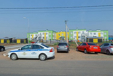 Геннадий Аверьянов: «К 1 сентября пешеходные переходы в местах скопления детей станут безопасными»